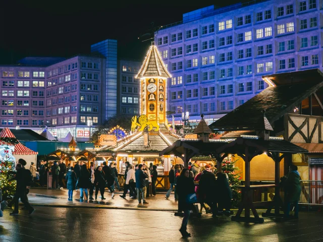 German Social Etiquettes for Easy Integration